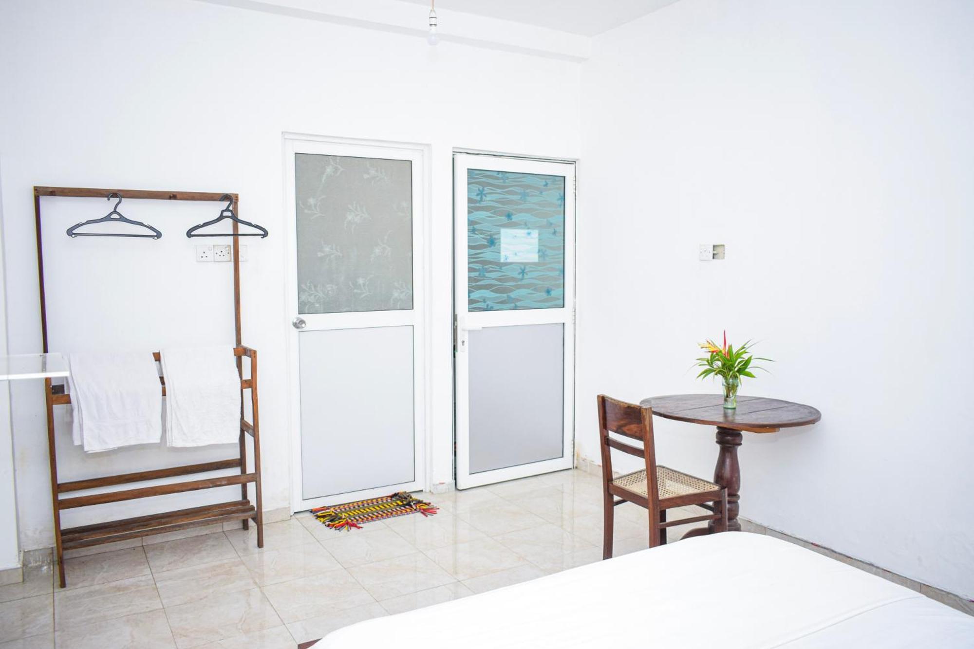 The Emerald Guest House & Villa Unawatuna Exterior photo