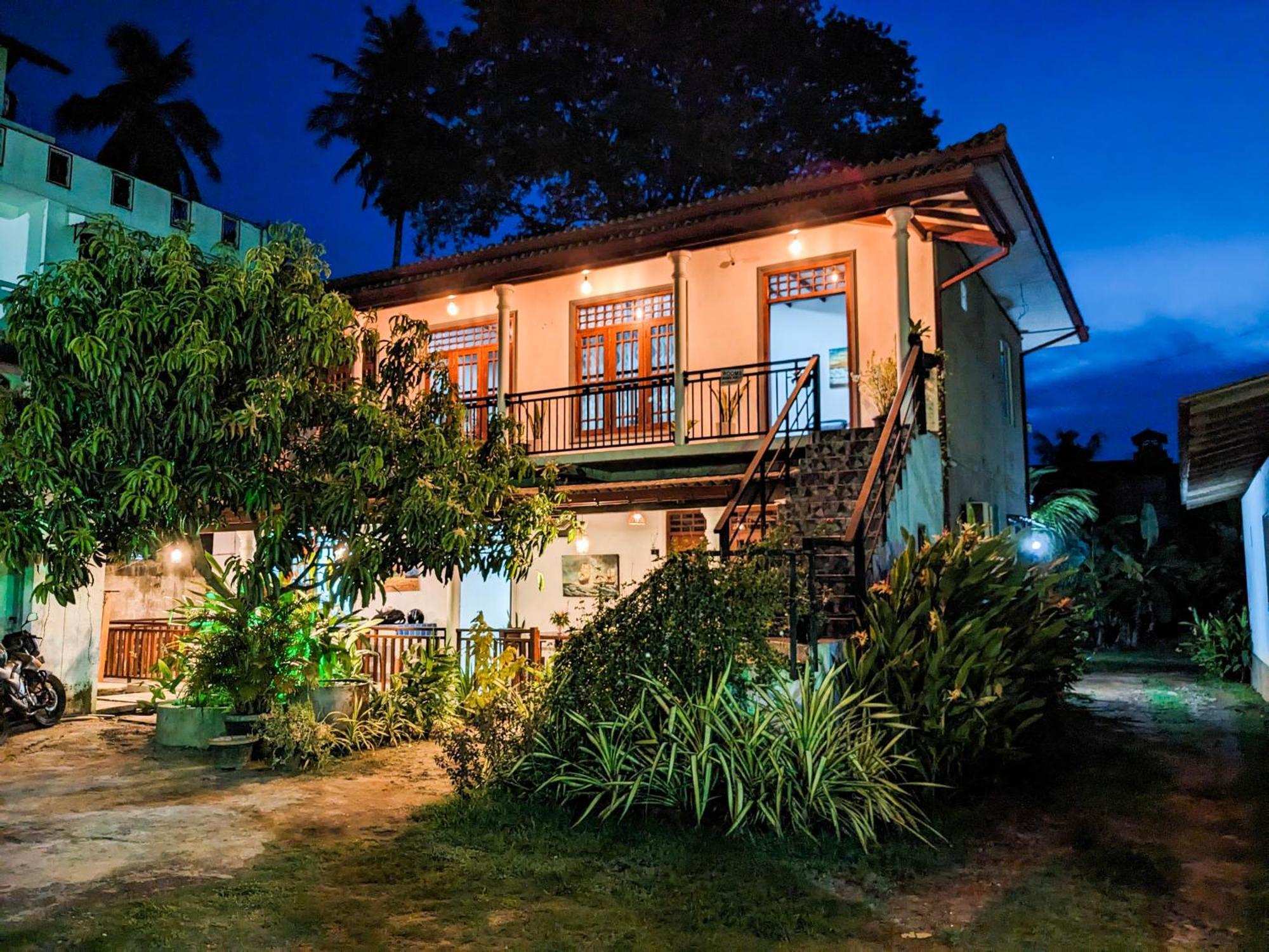 The Emerald Guest House & Villa Unawatuna Exterior photo