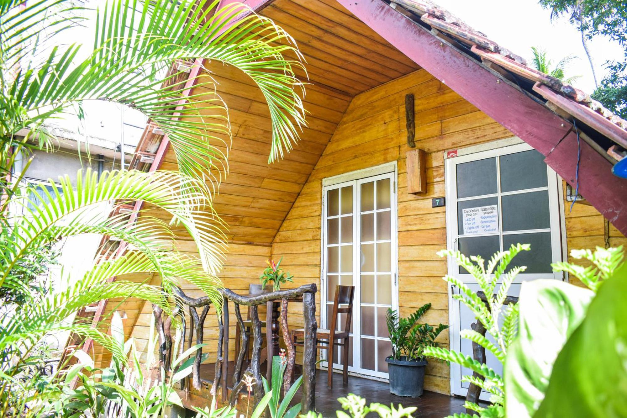 The Emerald Guest House & Villa Unawatuna Exterior photo